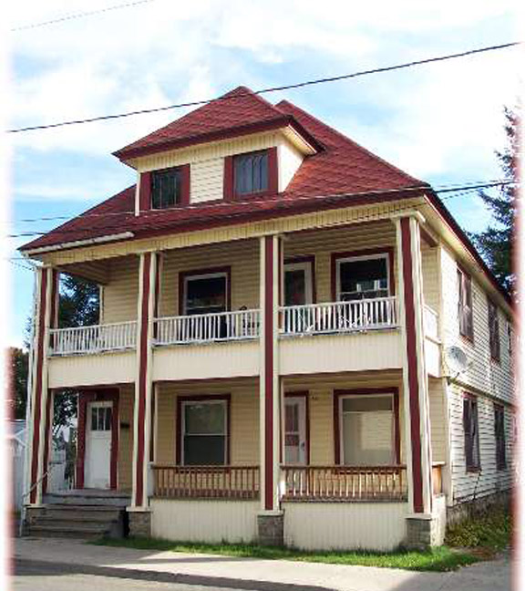 10-12 Ivy Court